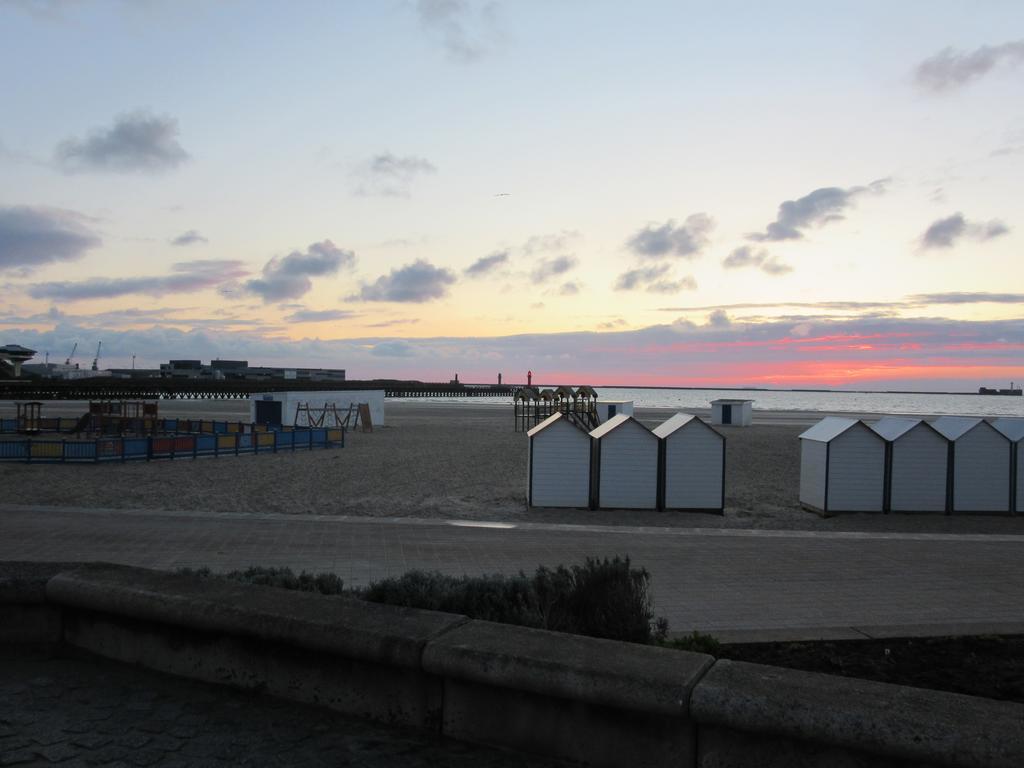 P'Tite Maison Entre Mer Et Campagne Wimille Exteriér fotografie